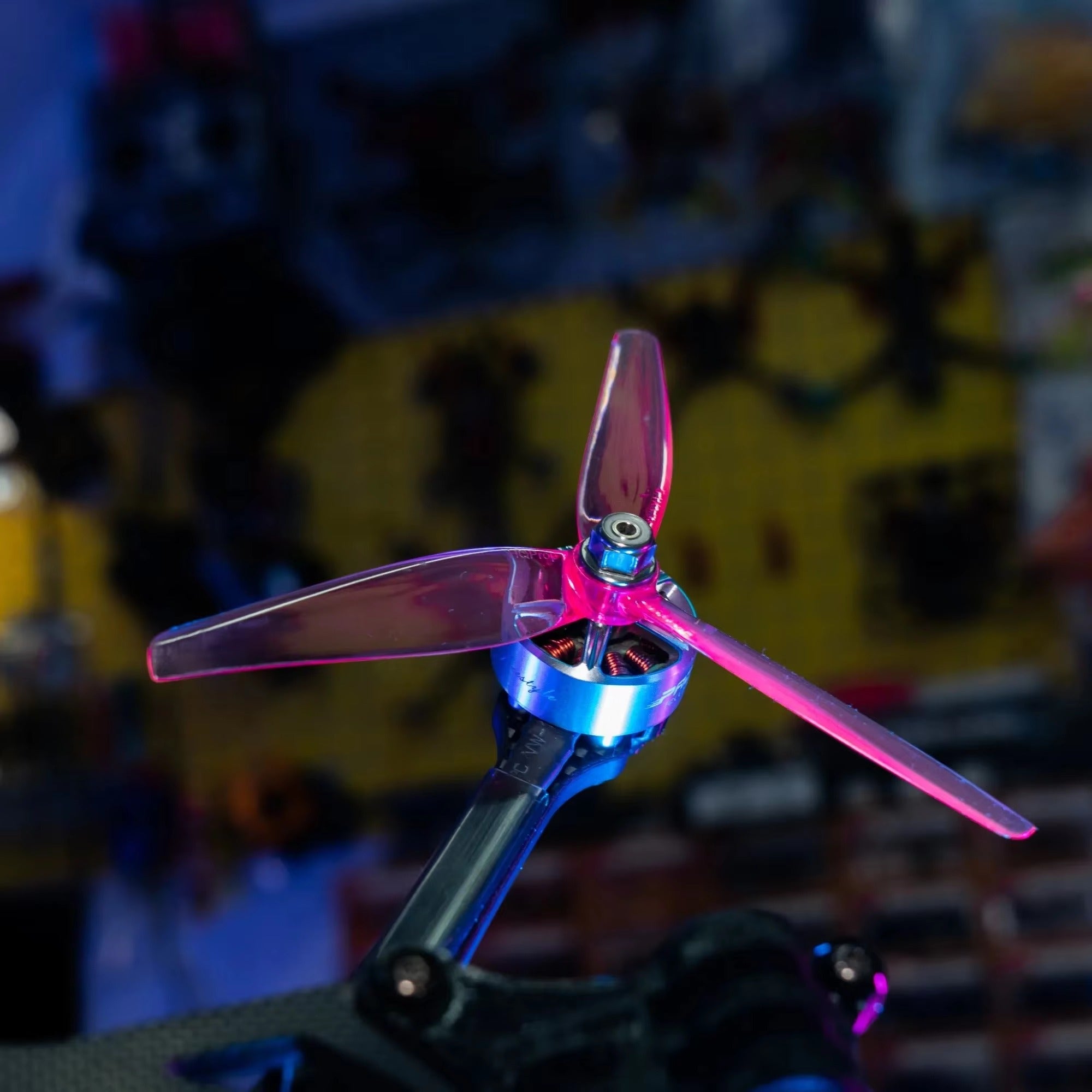HQPROP Ethix P3.5 RAD Berry 5.1X3.5X3 Prop